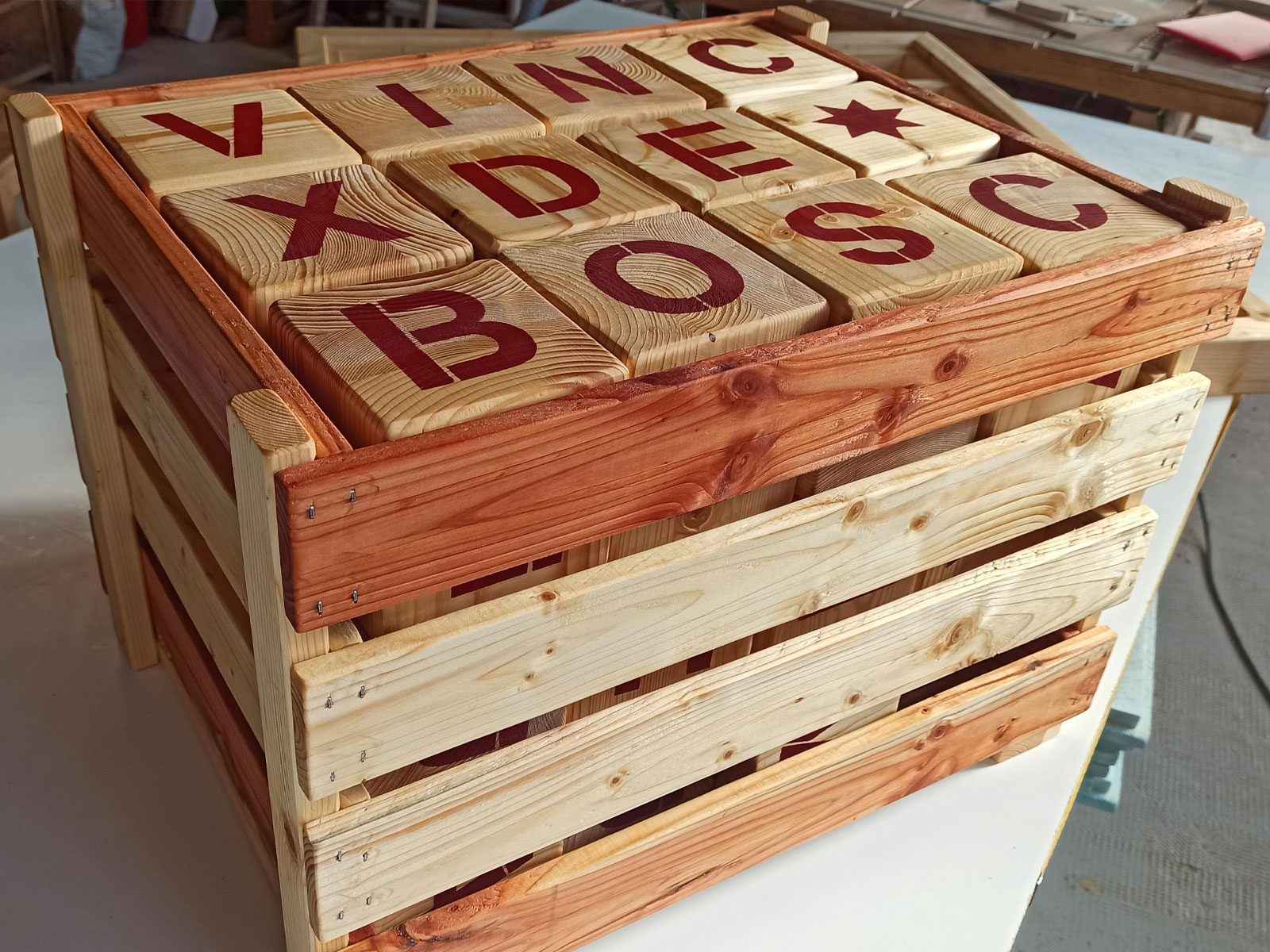 Jocs de fusta gegants a Tarragona, procés fabricació. Taller Vincdebosc